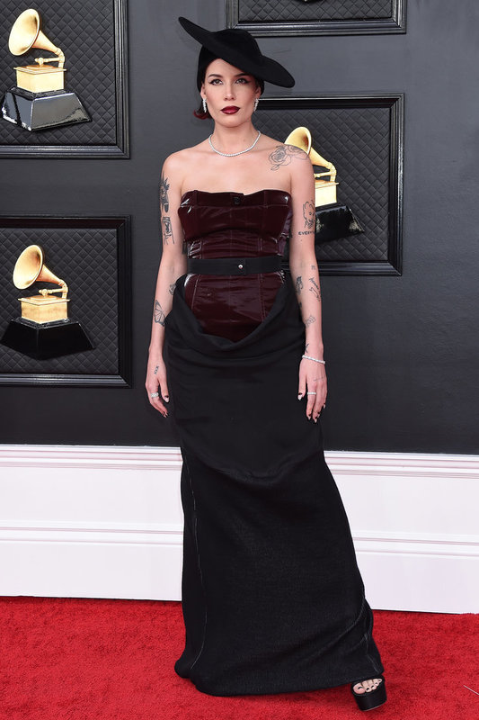  Halsey / „Scanpix“ nuotr.