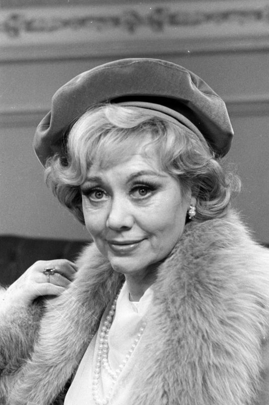 Glynis Johns