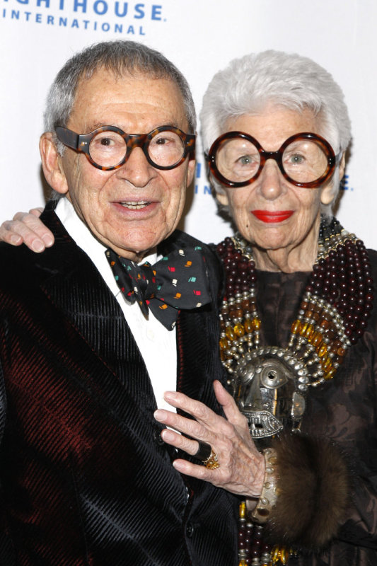 Iris Apfel su vyru Carlu Apfelu