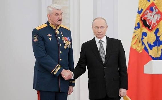 Rusijos prezidento kanceliarijos nuotr./Sergejus Kuzovlevas, Vladimiras Putinas