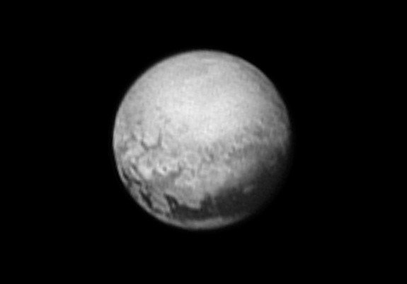 NASA/New Horizons nuotr./Plutonas (liepos 9 d. nuotr.)