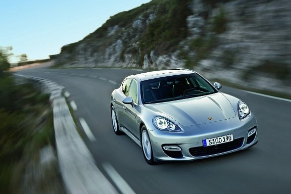 Gamintojų nuotr./„Porsche Panamera“