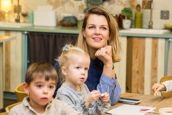 Photo by Julius Kalinskas / 15min / Rimante Kulvinskytė with his daughter Luna