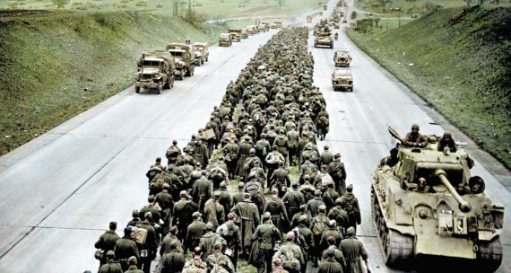 Photo by Vida Press / Nazi soldiers during World War II