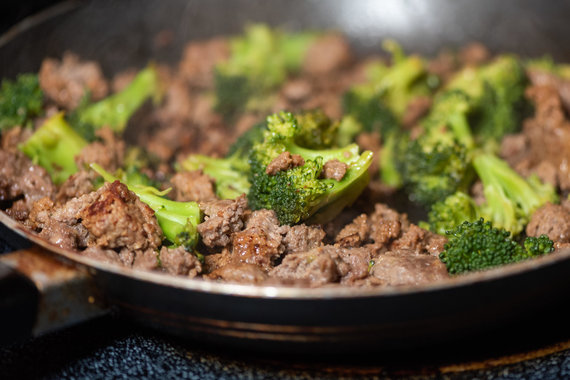 Photo by Vida Press / Minced meat and broccoli stew