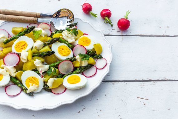 Photo by Vida Press / Salad with hard-boiled eggs