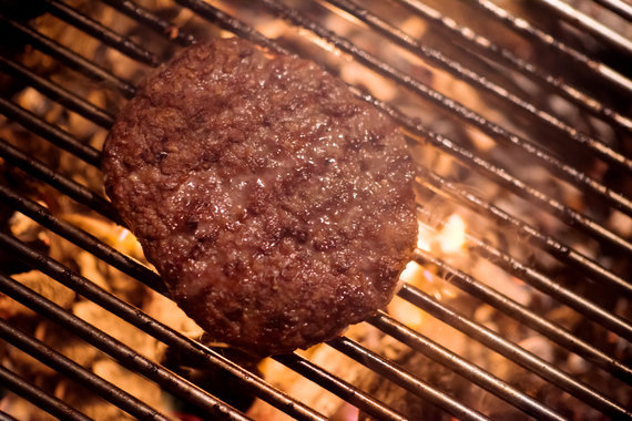 Photo by Vida Press / Baked hamburger grinder