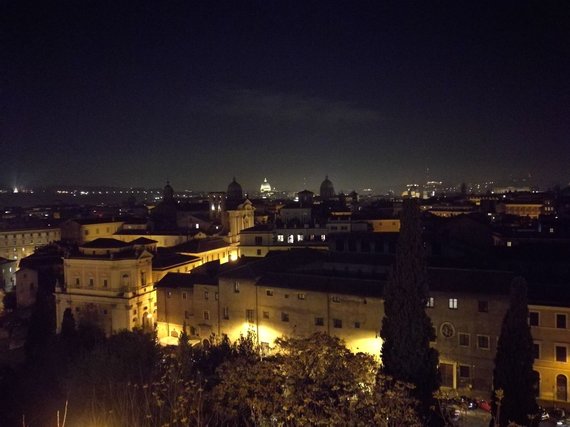 Barboros Jurkevičiūtės nuotr./Iš Kapitolijaus naktį į visas puses atsiveria nuostabi miesto panorama