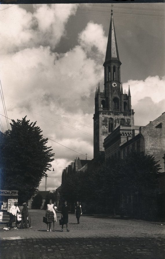 B.Buračo nuotr./Šv. Jono bažnyčios bokšto vaizdas, 1930 m.