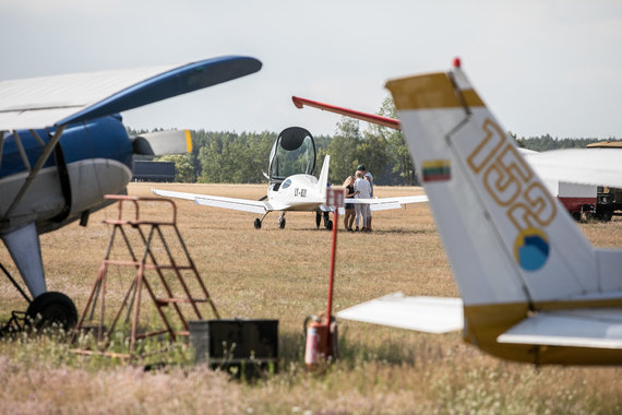 Julius Kalinskas photo / 15min / Paluknis aerodrome