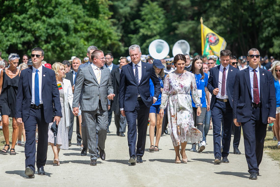 Julius Kalinskas / 15min photo / Historical procession to commemorate the centenary of Palanga's return.