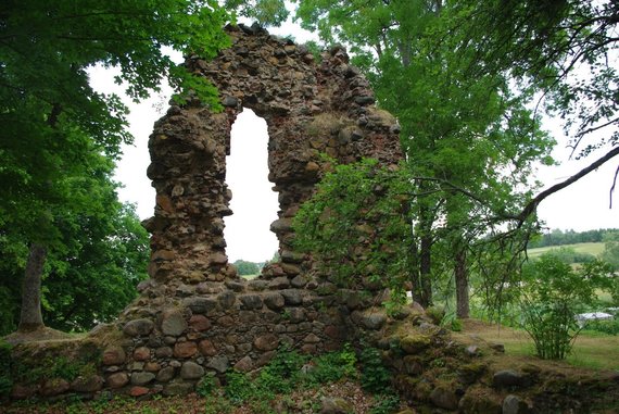 Photo by V.Greičius / Remains of the castle in Durbe