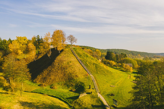 Photo by Andrius Aleksandravičius / Merkinė Mound, where the path of freedom struggles ends