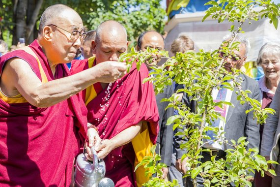 Photo by Mato Miežonis / 15-minute photo / The Dalai Lama visited the Tibetan square