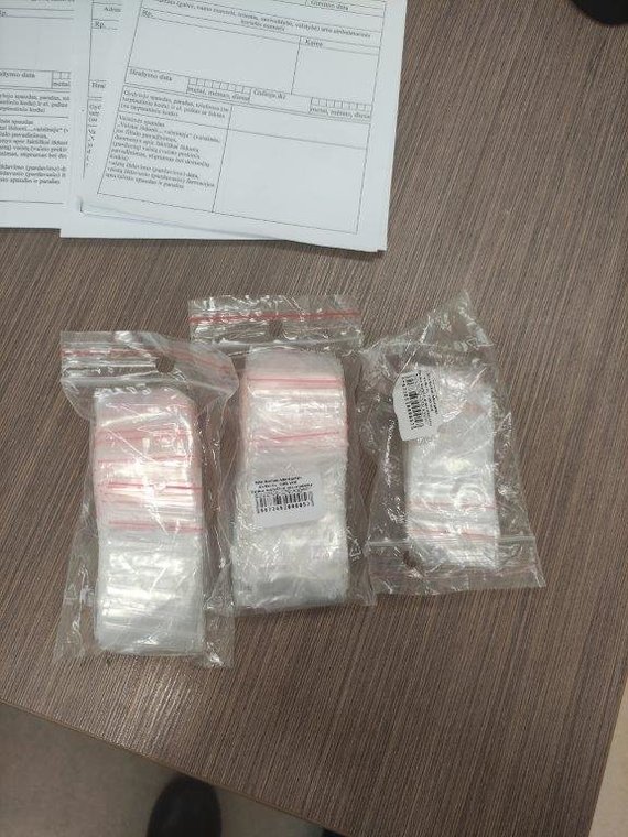 Kaunas County Police Photo / Man Arrested in Kaunas Pharmacies for Buying Psychotropic Medications Based on Counterfeit Prescriptions