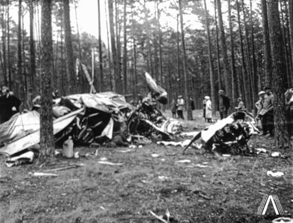 archivesofculture.com nuotr./„Lituanica“ katastrofos vieta. 1933 m. liepos 17 d.