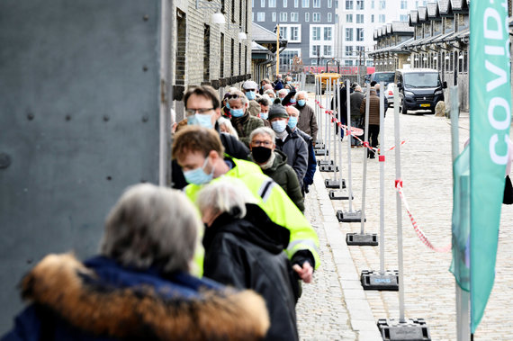 Reuters / Photo by Scanpix / On Monday, almost 100,000 people were vaccinated against the coronavirus in Denmark.  people