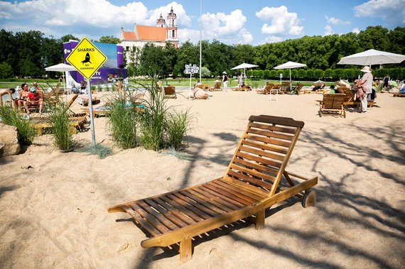 Sigismund Gedvila / 15min photo / Lukiškių Square beach