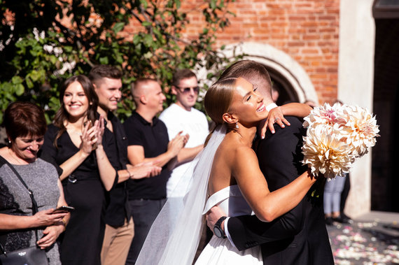 Photo by Žygimantas Gedvila / 15min / Wedding moment of Angelė Petručionytė and her beloved Marius