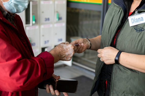 Photo by Sigismund Gedvila / 15 minute photo / Possibility of passport verification at Norfa shopping center