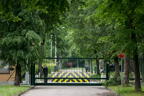 Photo of Žygimantas Gedvila / 15min / Entrance to the Turniškės residences