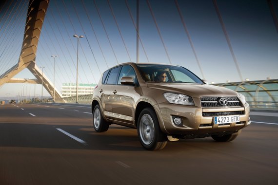 Photo Velocita / Toyota RAV4 of the third generation