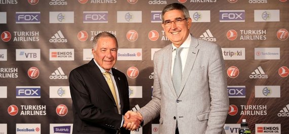 Photo from Euroleague.net/ Shimon Mizrahi and Jordi Bertomeu