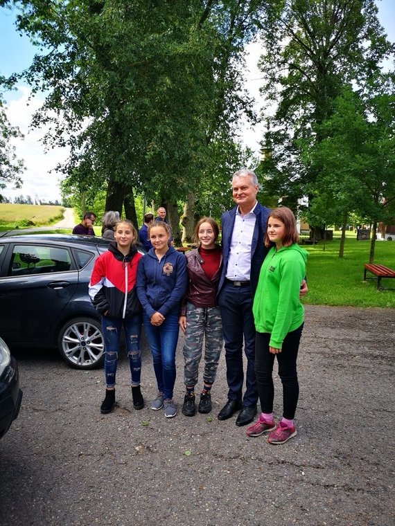 Photo from Rinkosaikste.lt / The country's children and librarians who unexpectedly participated in the meeting with the President are happy with the President's pleasant and warm communication.