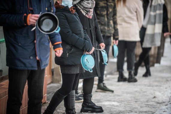 Photo by Arno Strumila / 15min photo / Peaceful protest #Waiting