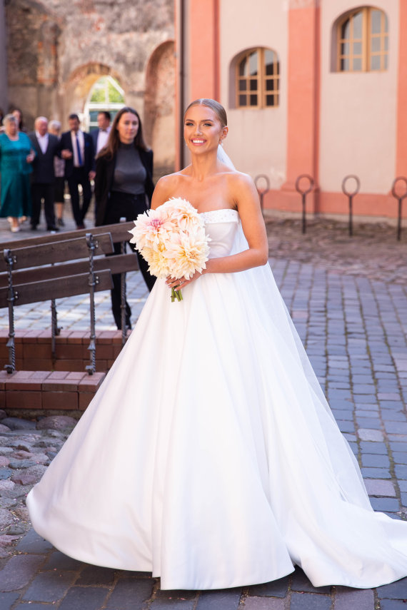 Photo by Žygimantas Gedvila / 15min / Wedding moment of Angelė Petručionytė and her beloved Marius