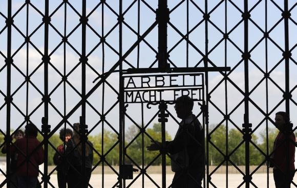 AFP/„Scanpix“ nuotr./Dachau koncentracijos stovyklos vartai