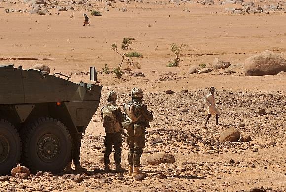 AFP/„Scanpix“ nuotr./Lenkijos kariai Čade