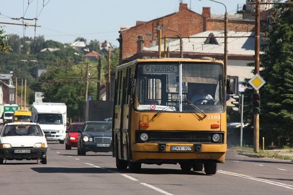 „15 minučių“/Julijos Širkajevos nuotr/Senas autobusas