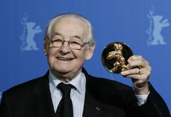 „Reuters“/„Scanpix“ nuotr./Lenkų režisierius Andrzejus Wajda gavo „Alfred Bauer“ prizą.