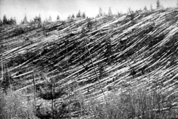 Chušmos slėniai ištisai nukloti medžių išvartomis. Iliustracijos šaltinis: geocosmic.com