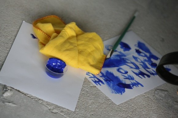 Juliaus Kalinsko/15min.lt nuotr./Menininkai savo kūryba ant suoliukų ragins žmones prisėdus susimąstyti apie ekologiją