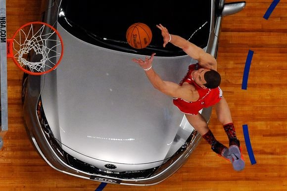 „Reuters“/„Scanpix“ nuotr./2011 m. NBA „Oro karaliumi“ tapo Blake'as Griffinas.