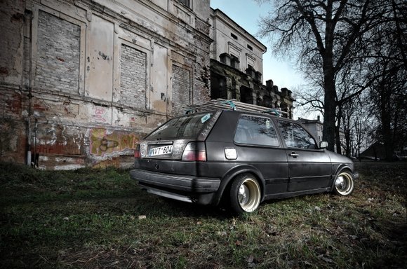 Tomo Petrovskio/Tomasfoto.lt nuotr./„Rat“ stiliaus „Volkswagen Golf“