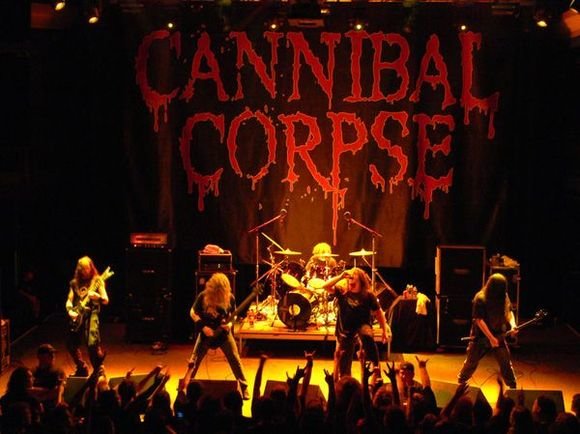 Organizatorių nuotr./Grupė „Cannibal Corpse“