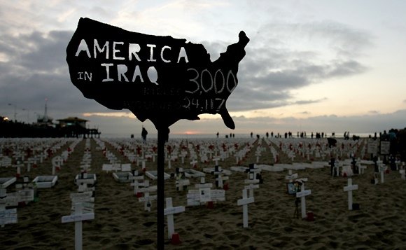 „Reuters“/„Scanpix“ nuotr./Ženklas rodo Irake žuvusių karių skaičių