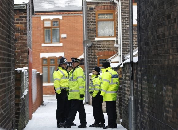 „Reuters“/„Scanpix“ nuotr./Britų policininkai
