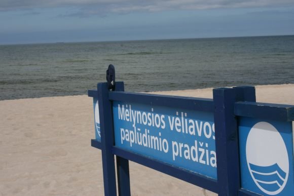 Ginos Kubiliūtės/15min.lt nuotr./Mėlynosios vėliavos paplūdimys.