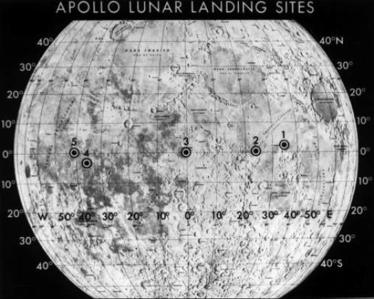 NASA iliustr./NASA ne iš karto nusprendė, kuriame Mėnulio taške įvyks pirmasis žmonių nusileidimas. Galiausiai buvo pasirinktas taškas Nr. 2 – Ramybės jūra