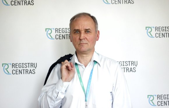 Registrų centras/Kazys Maksvytis, Registrų centro Registrų tvarkymo direktorius