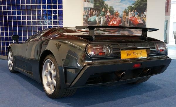 Pistonheads.com nuotr./„Bugatti EB110“