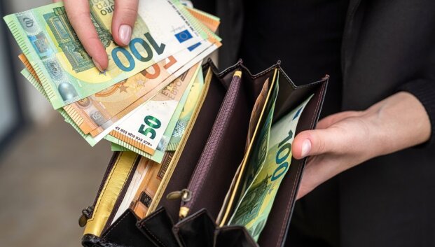Trečia pensijų pakopa: į ką atkreipti dėmesį, jei susiviliojote galimybe &bdquo;susigrąžinti 3000 eurų&ldquo;
