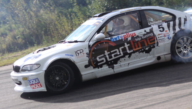Paskutinį &bdquo;Autoplius Lietuvos drifto čempionato&ldquo; etapą laimėjo Andrius Vasiliauskas, kam atiteks čempiono titulas, kol kas neai&scaron;ku