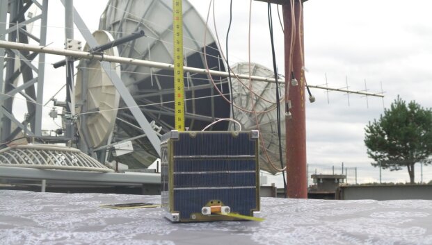 Pirmus lietuvi&scaron;kus žodžius i&scaron; kosmoso atsiųsiančiai palydovo &bdquo;LitSat-1&ldquo; ry&scaron;io sistemai &ndash; žalia &scaron;viesa