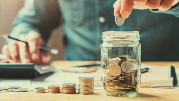 Prognozės ir scenarijai: investuojate į auksą 100 eurų dabar, kiek uždirbsite ateityje?
