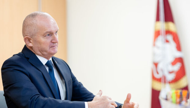 Po 15min interviu &ndash; buvusio FNTT vadovo A.Mikulskio apklausa STT